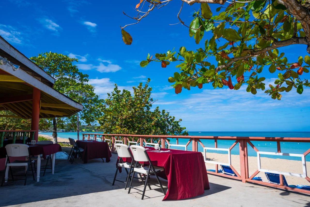 Shields Hotel Negril