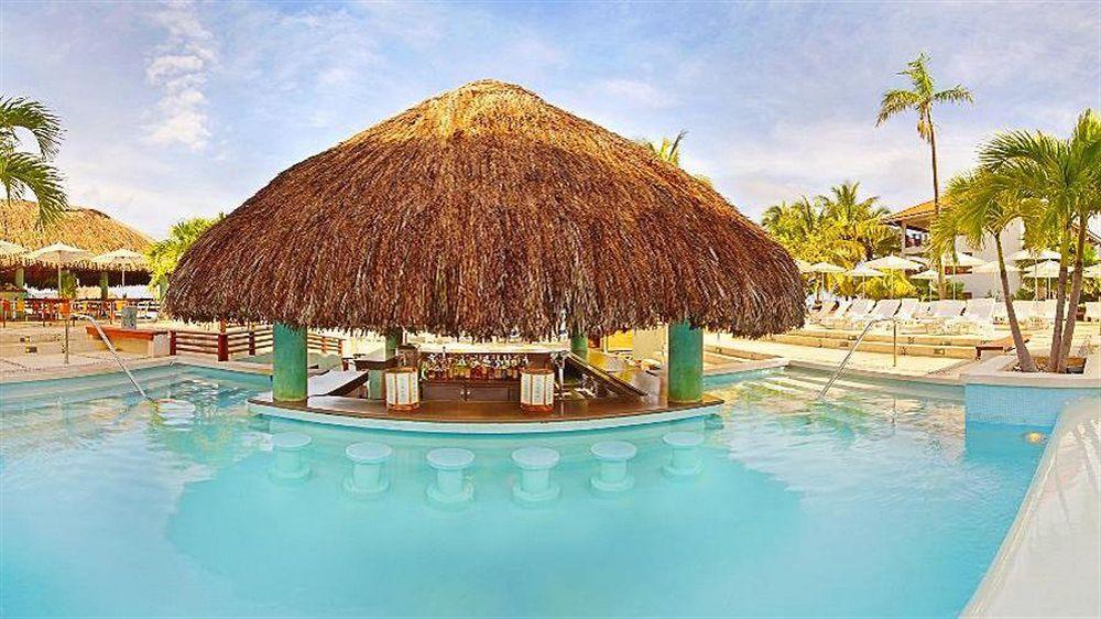 Resort Couples Swept Away (adults Only) 5*