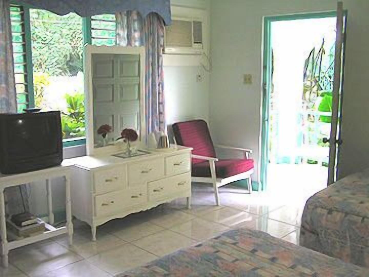 Coral Seas Garden Hotel