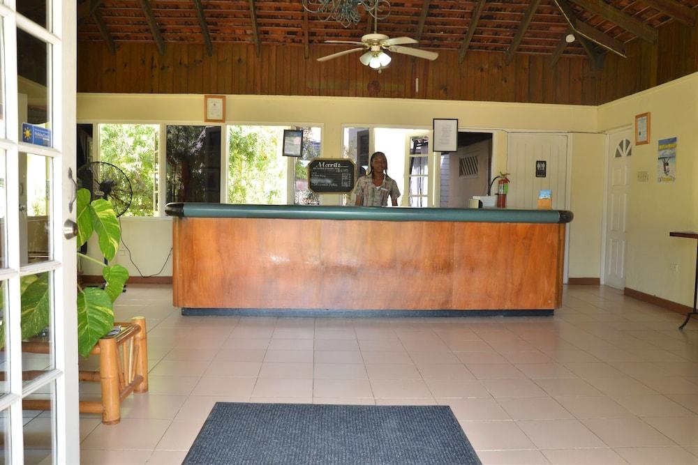 Hotel Merrils Lll 3*