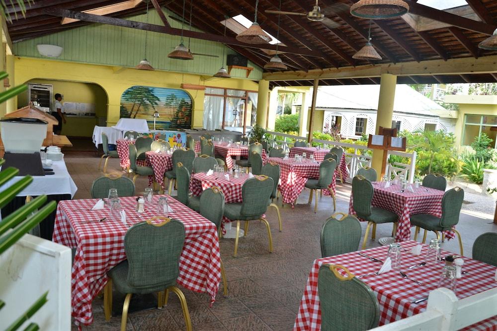Merrils Lll Hotel 3*