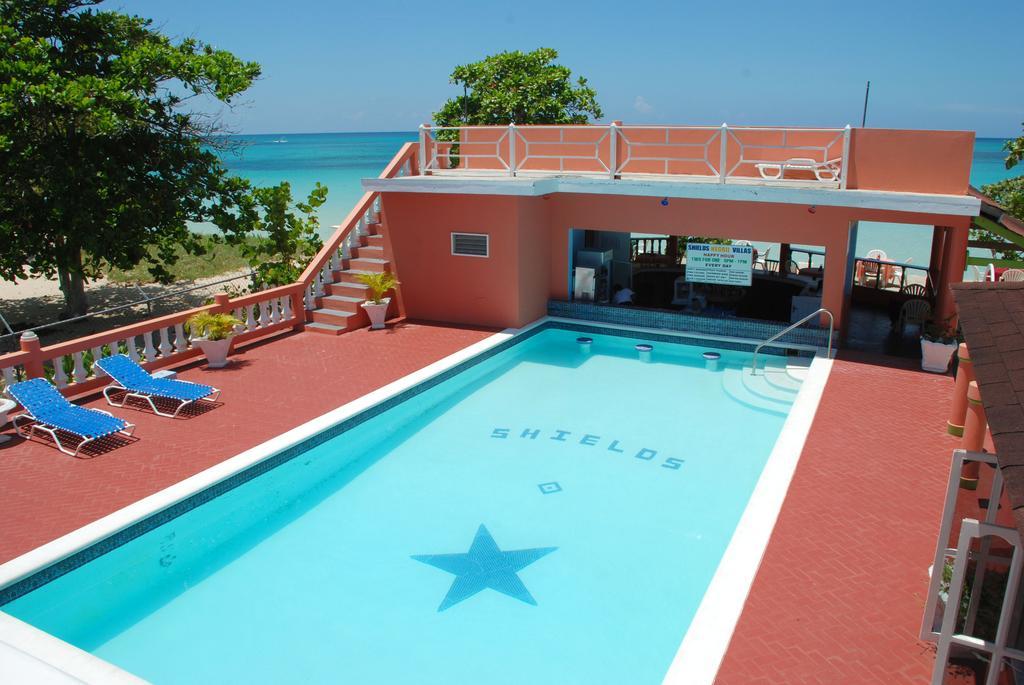Hotel Shields 3*
