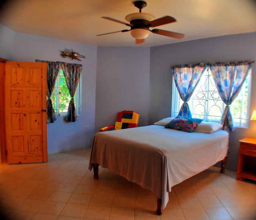 Casa de hóspedes Jah Freedom 4*
