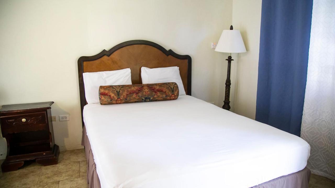 Apartment Front On The Sov Negril