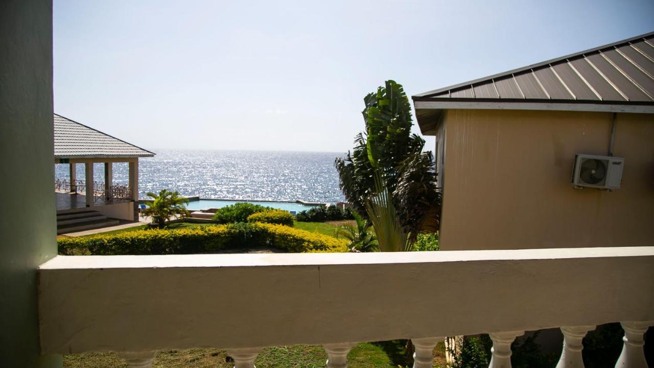 Front On The Sov Apartment Negril