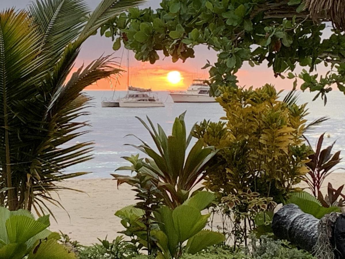 Family Comfort In Jamaica - Enjoy 7 Miles Of White Beach! *