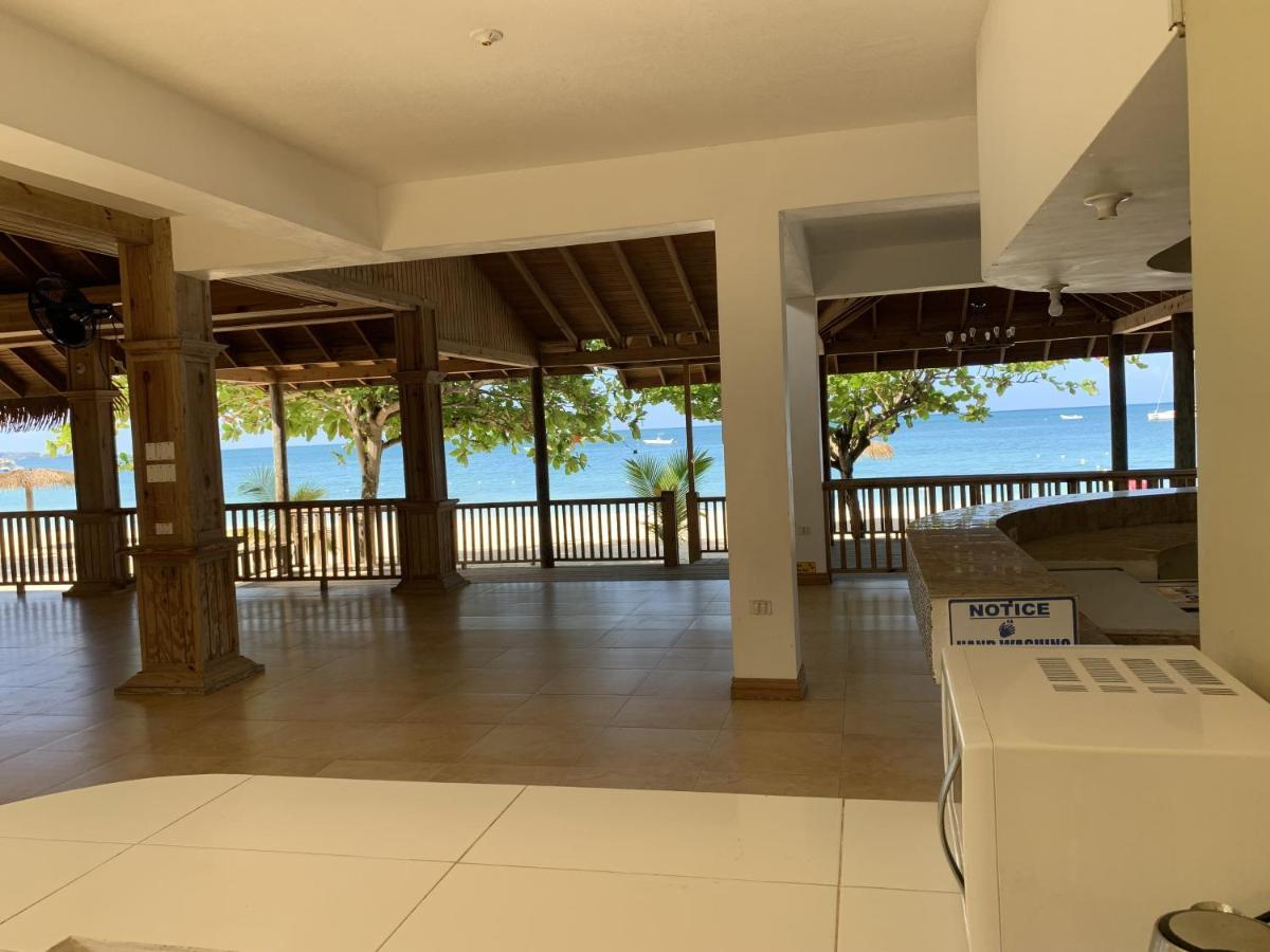 Family Comfort In Jamaica - Enjoy 7 Miles Of White Beach! Pousada *