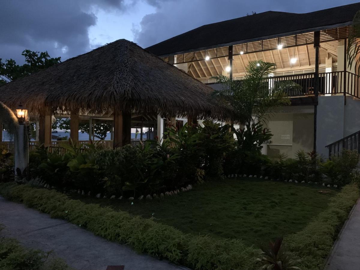 Comfy In Jamaica -enjoy 7 Miles Of White Beach! Villa