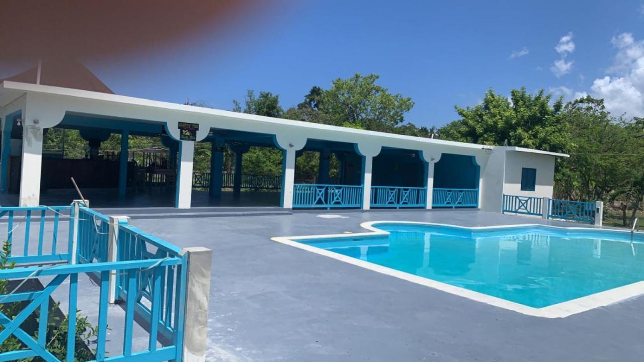 Guest house The At Westmoreland *
