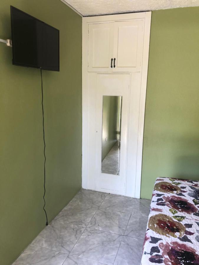 Guest house Beachside
