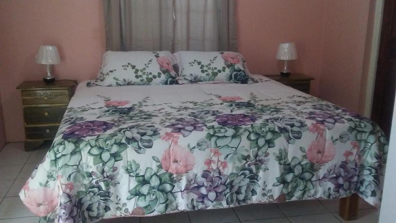 Beachside Guest house *