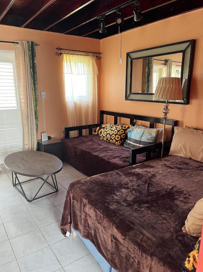 Ferienhaus Stunning 2 Bedroom House At Point Village