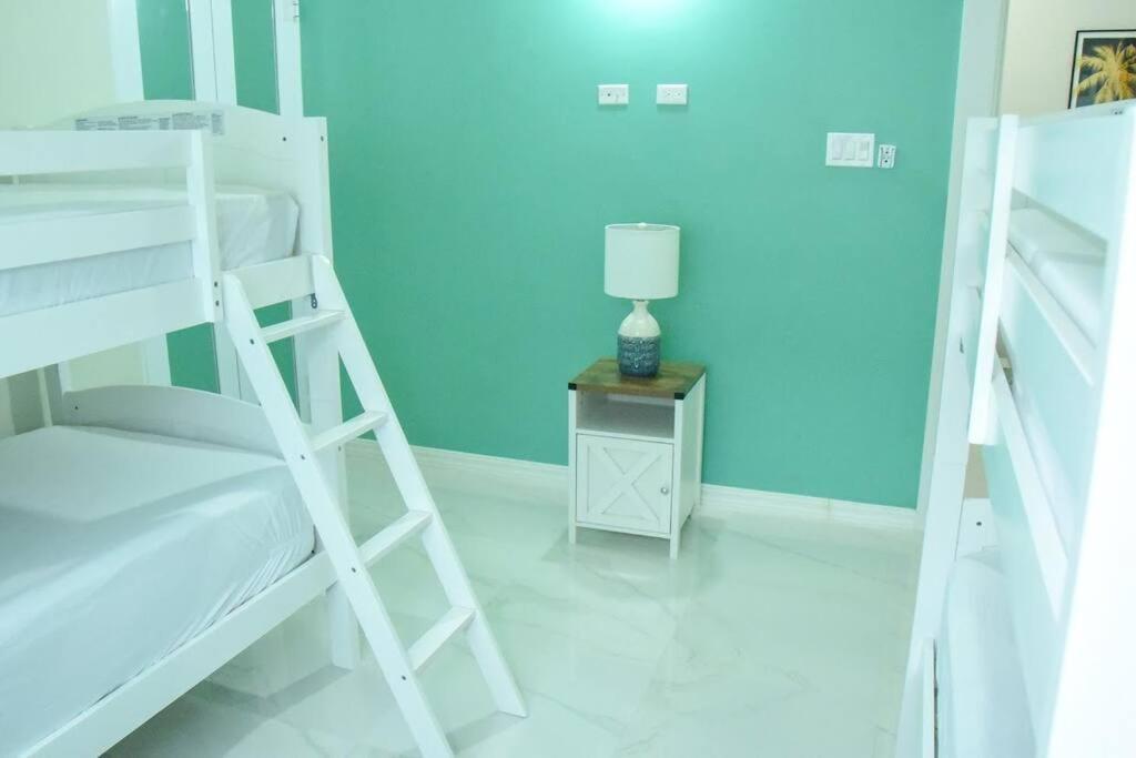 Lemonade Holiday home Negril