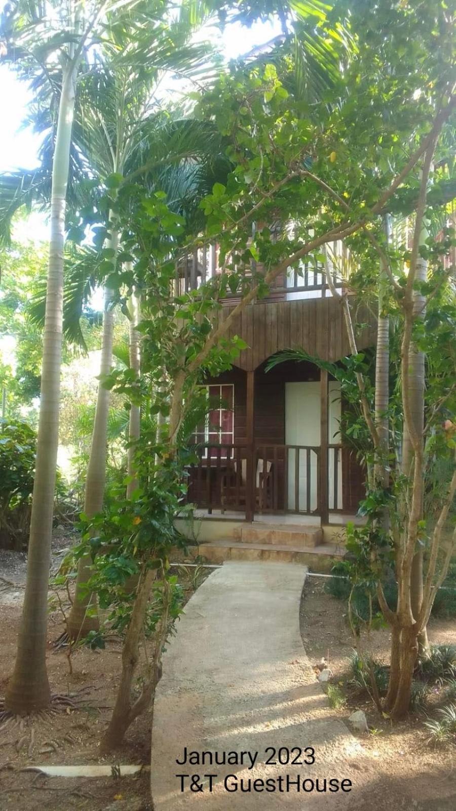T&t - Tatty And Tony Apartment *