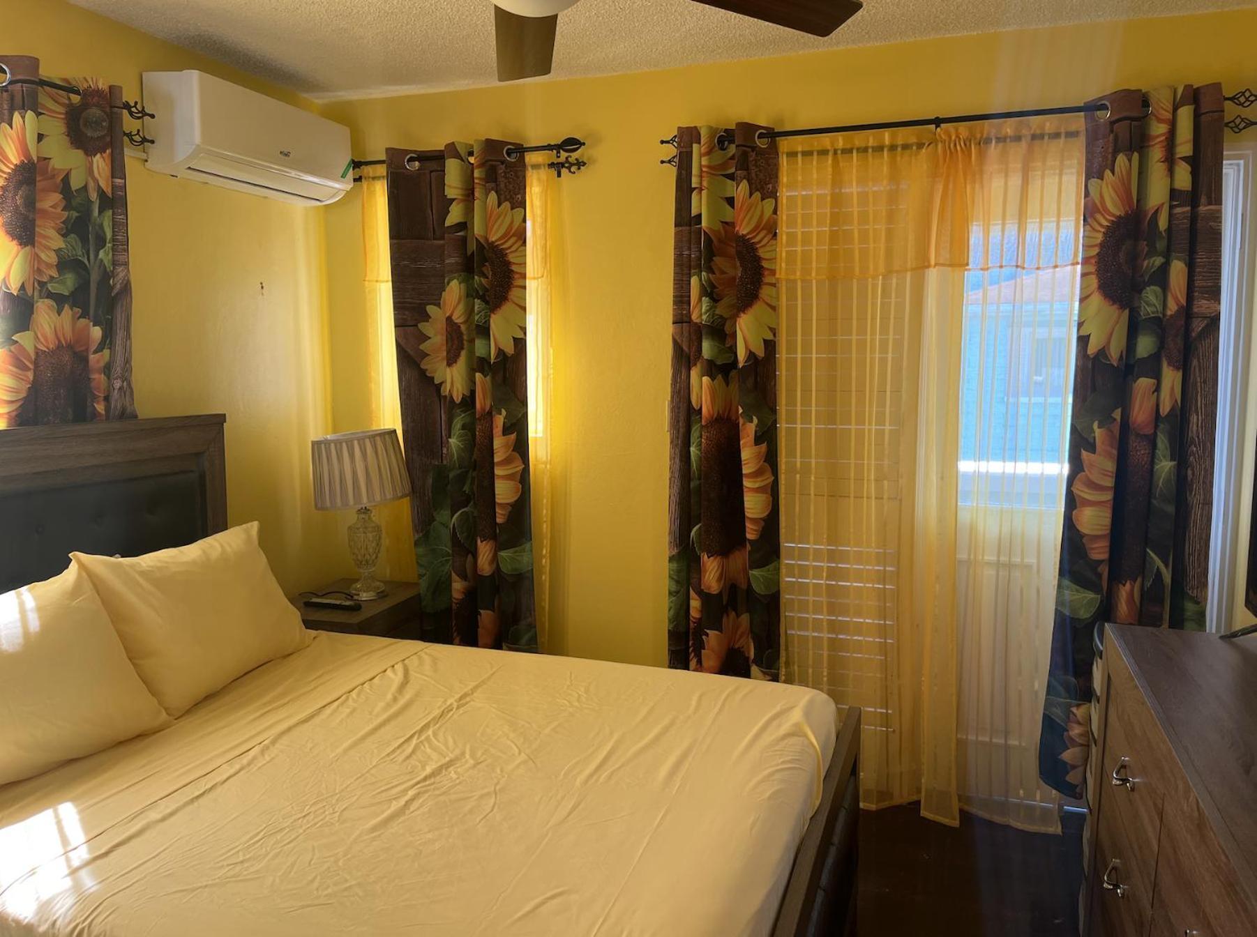 Stunning 2 Bedroom House At Point Village Negril