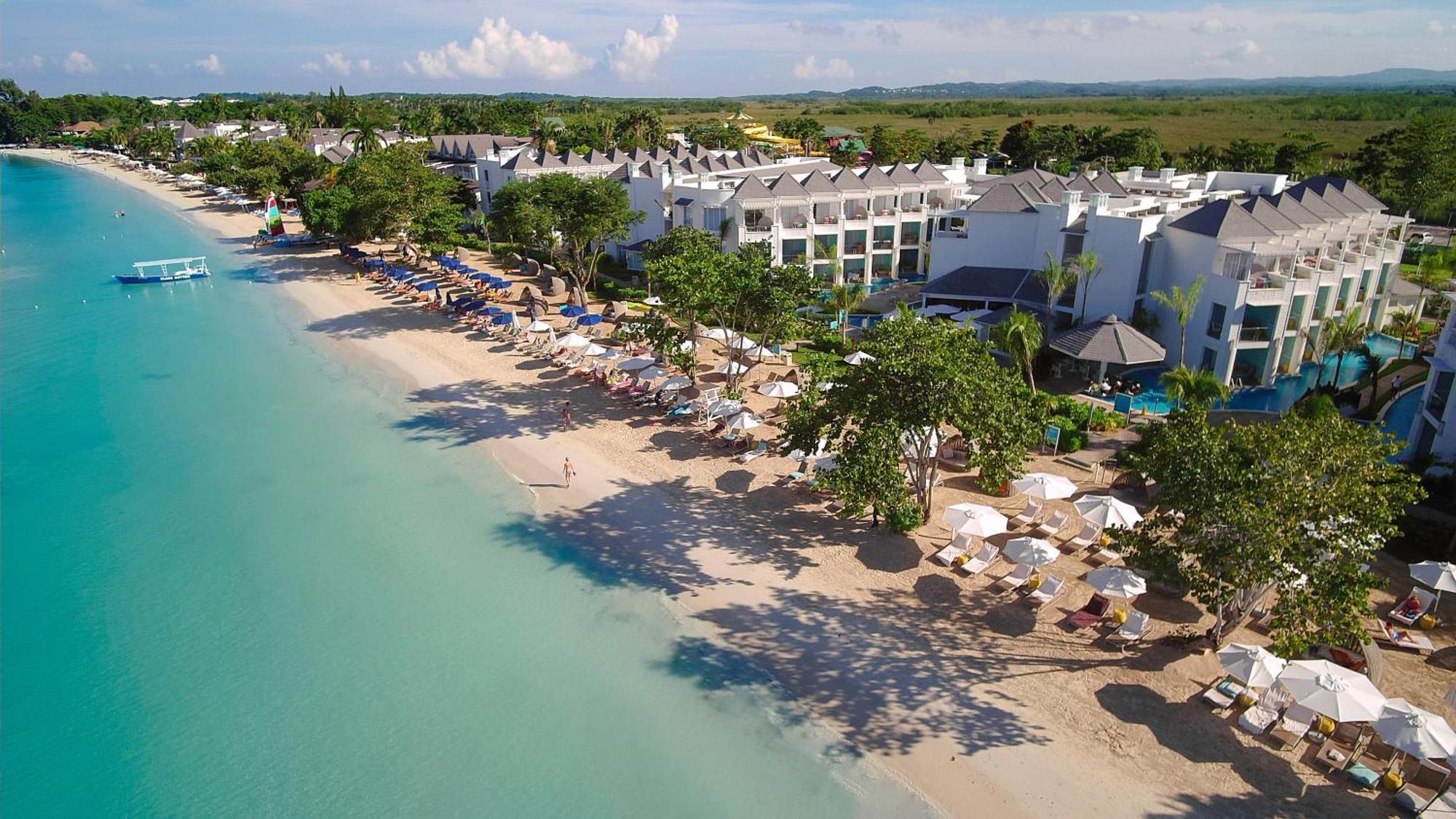 Resort Azul Negril, Gourmet By Karisma 5*