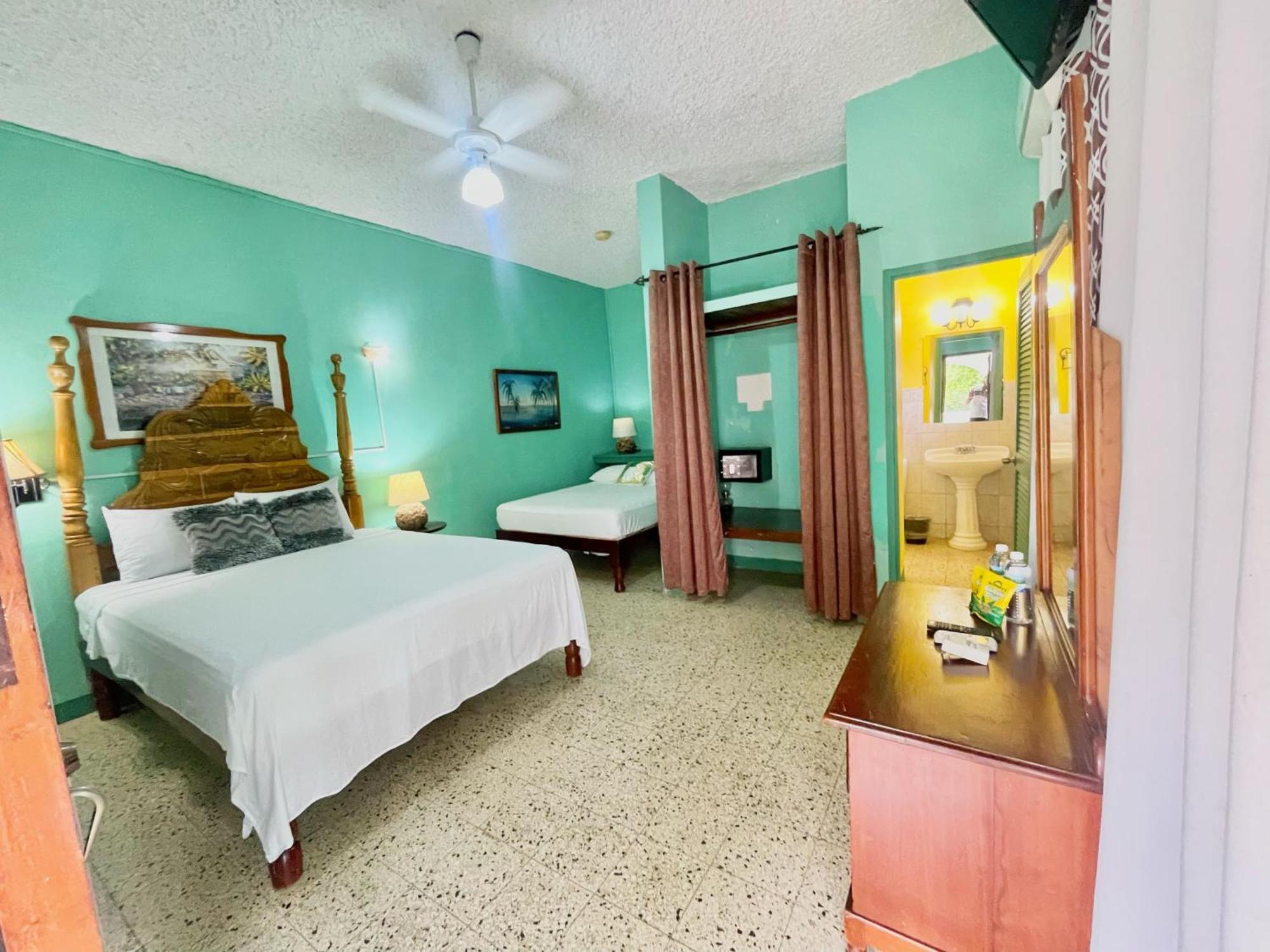 Hotel Summerset 2*