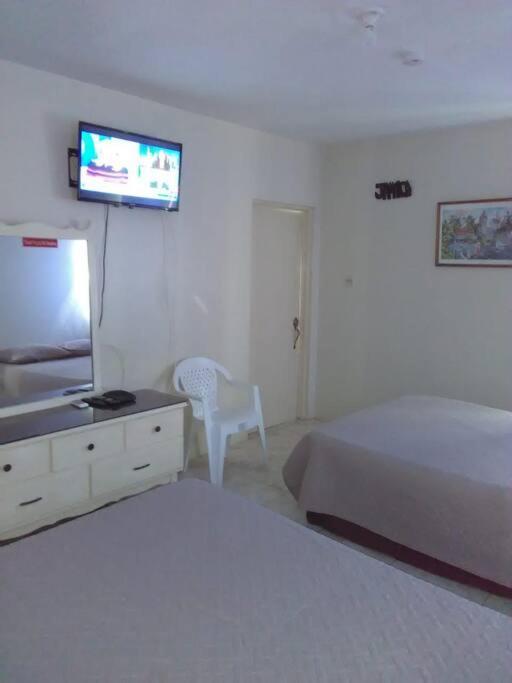 2 Bdr On 7 Mile At Club Apartment Negril