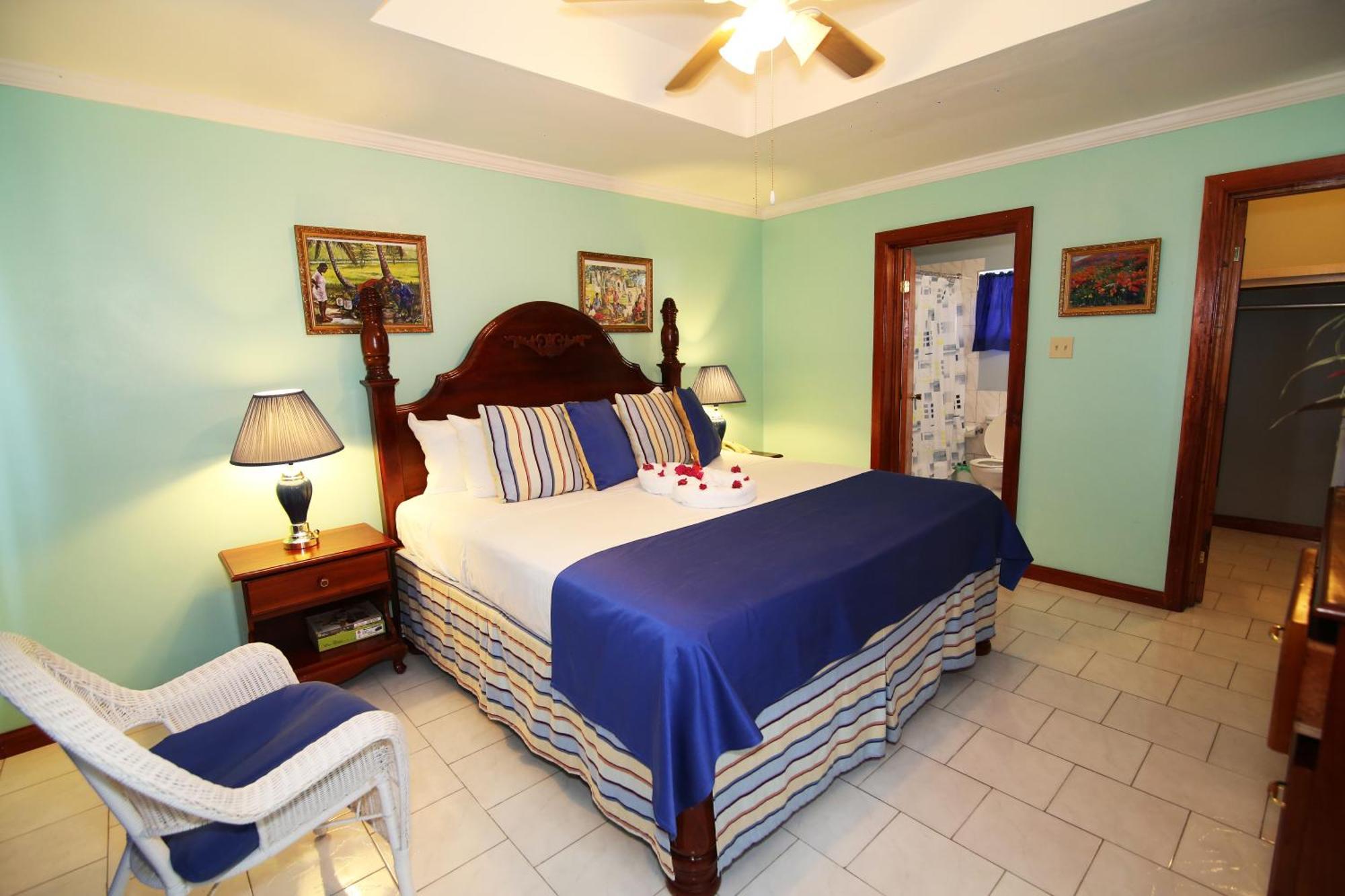 Rayon Hotel