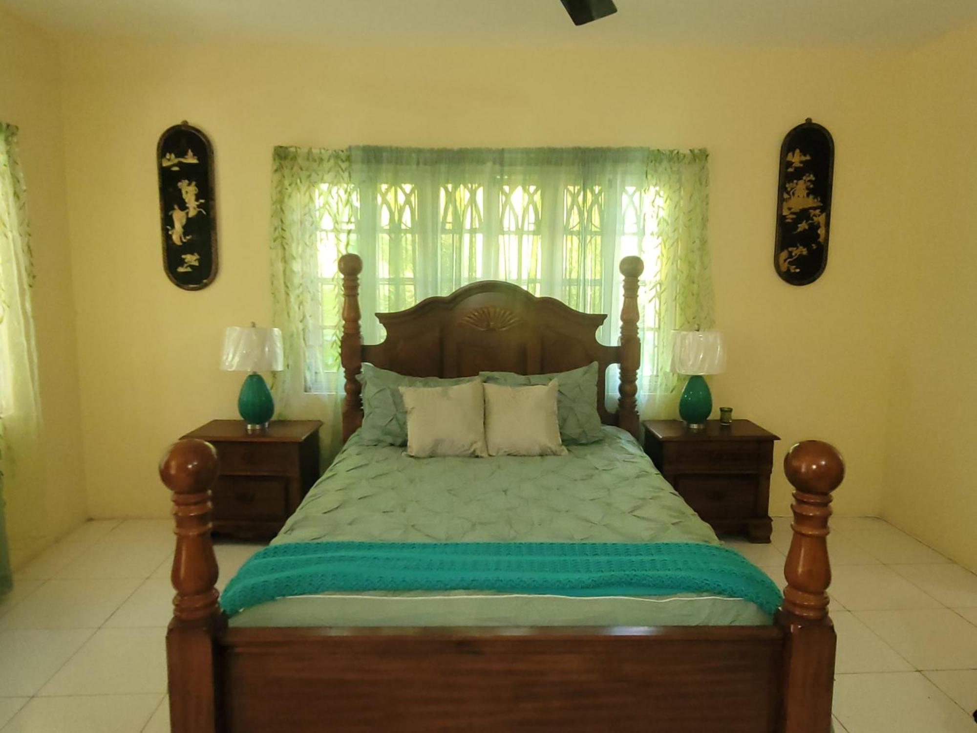 Apartment Marva's Whitehouse By Tigress 1 *