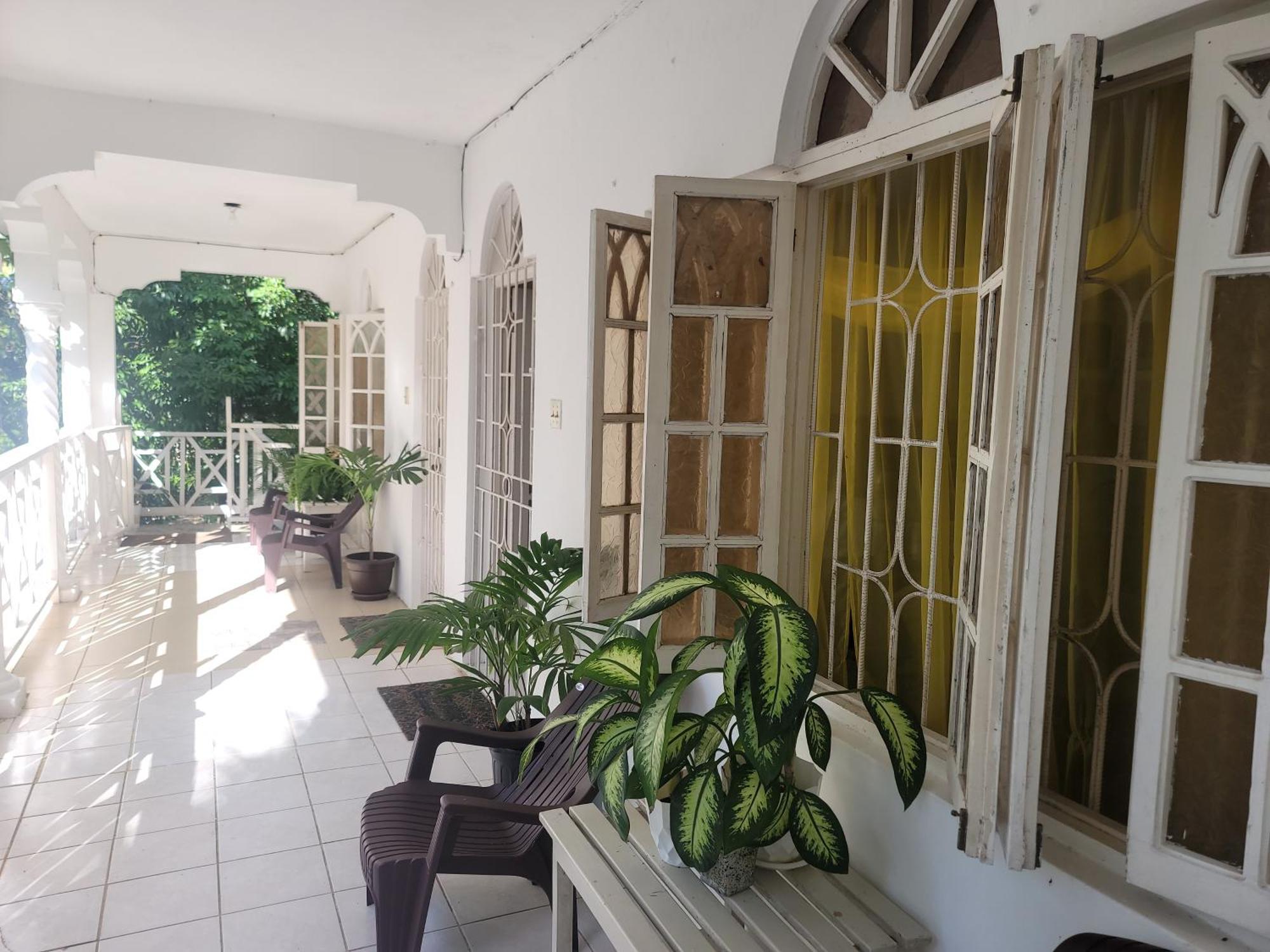 Marva's Whitehouse By Tigress 1 Negril
