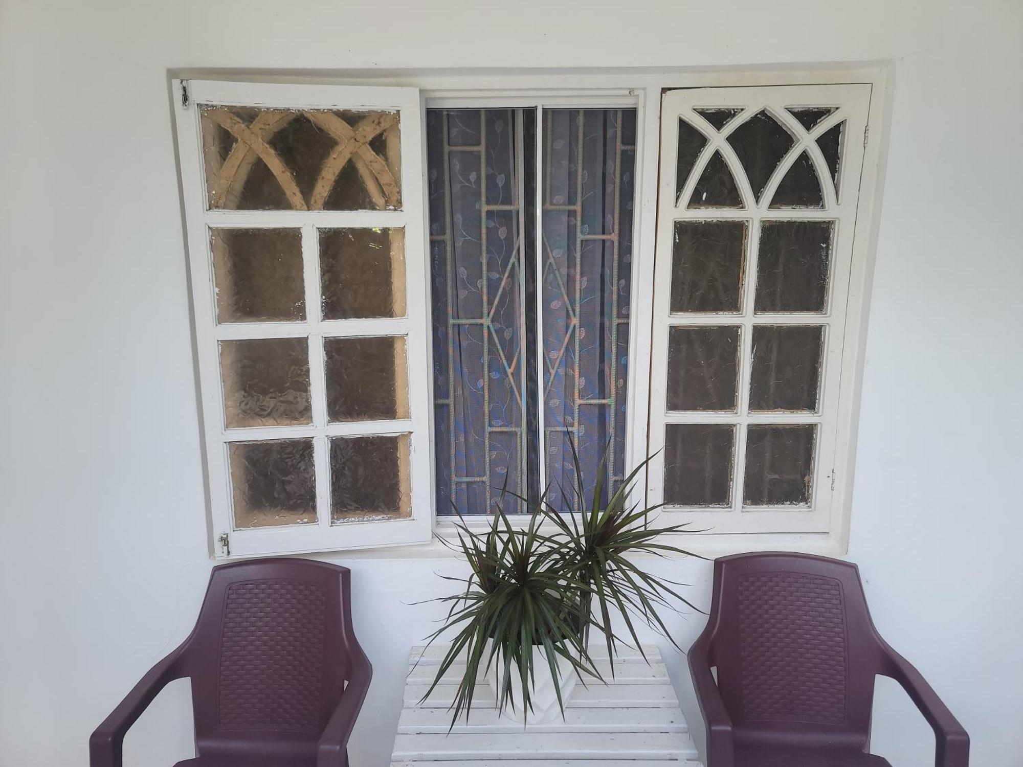Marva's Whitehouse By Tigress 1 * Negril