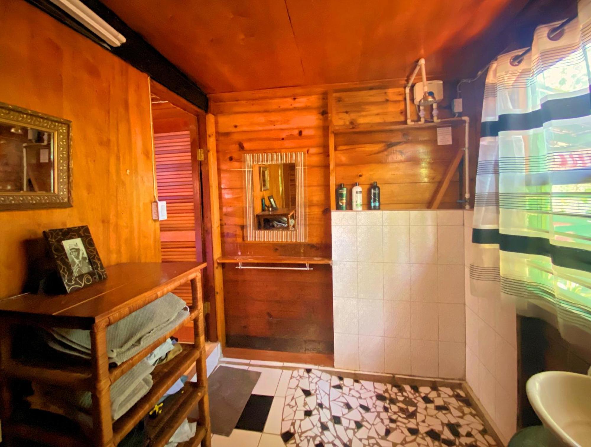 Judy House And Hostel Negril