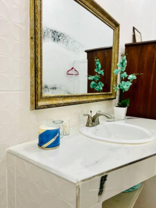 With Fully Equipped Kitchen In * Negril