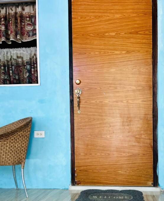 Apartment With Fully Equipped Kitchen In