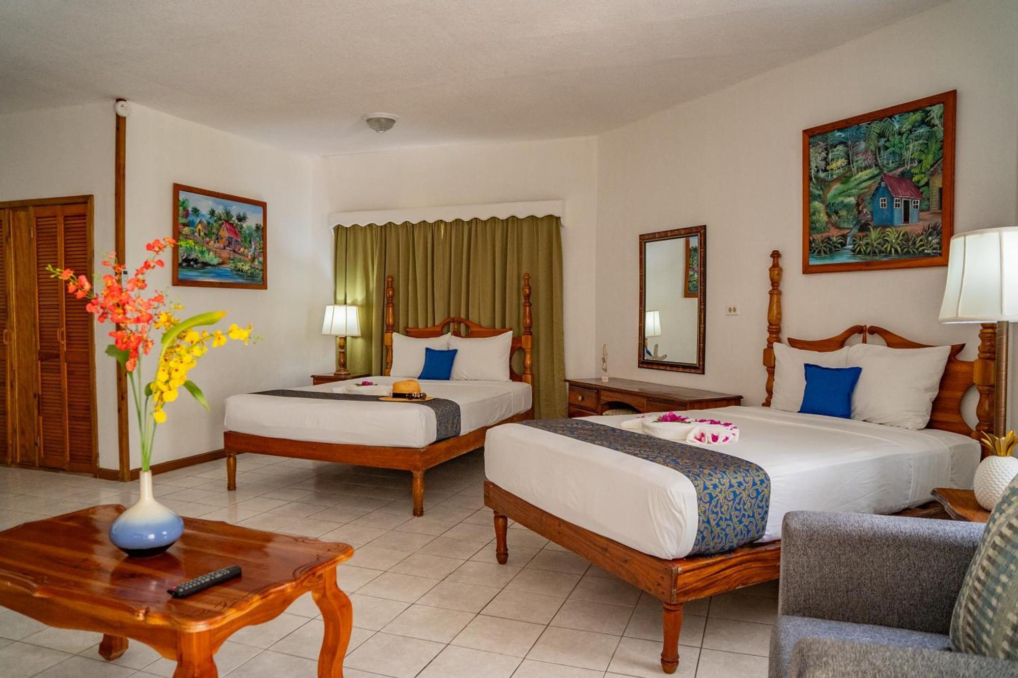 Merrils Ii Hotel 3*