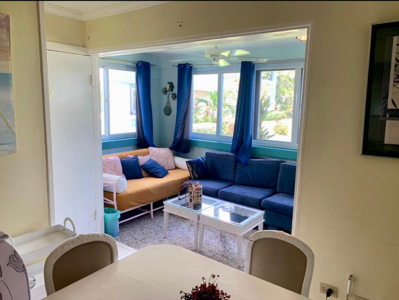 Apartment Casa Mire-lee, Seaside Serenity At 7 Miles Beach, Point Village *