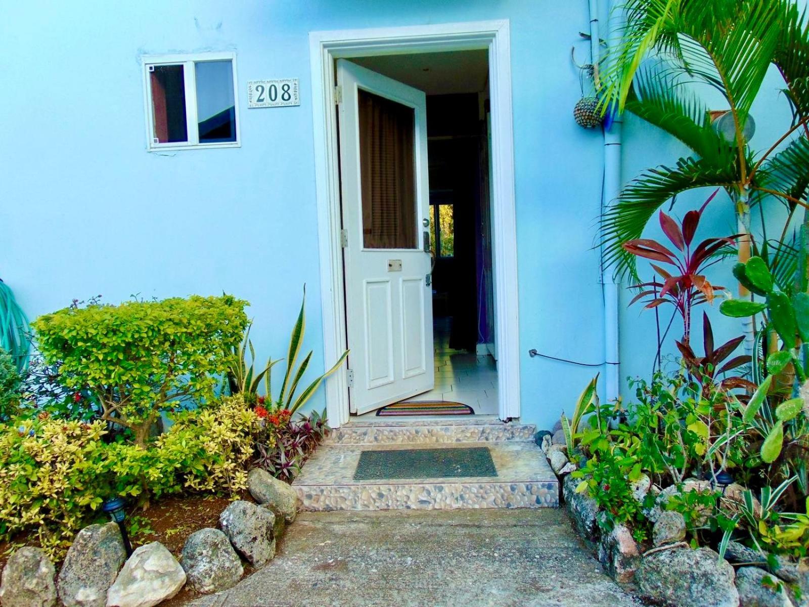 Casa Mire-lee, Seaside Serenity At 7 Miles Beach, Point Village Apartment Negril