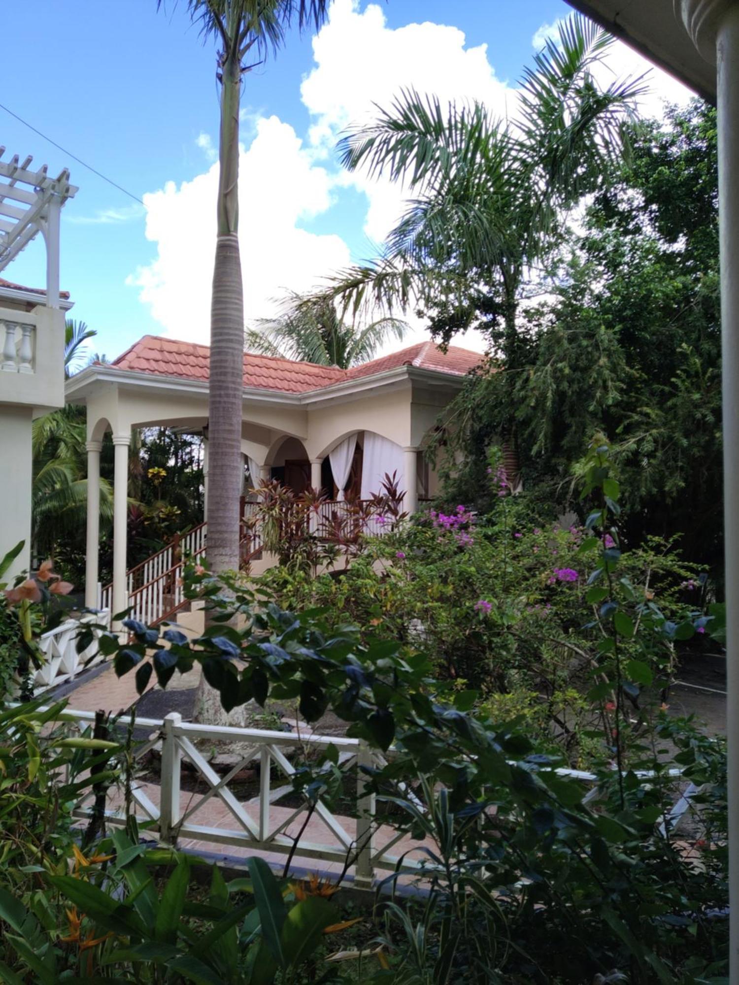 Rayon Hotel Negril