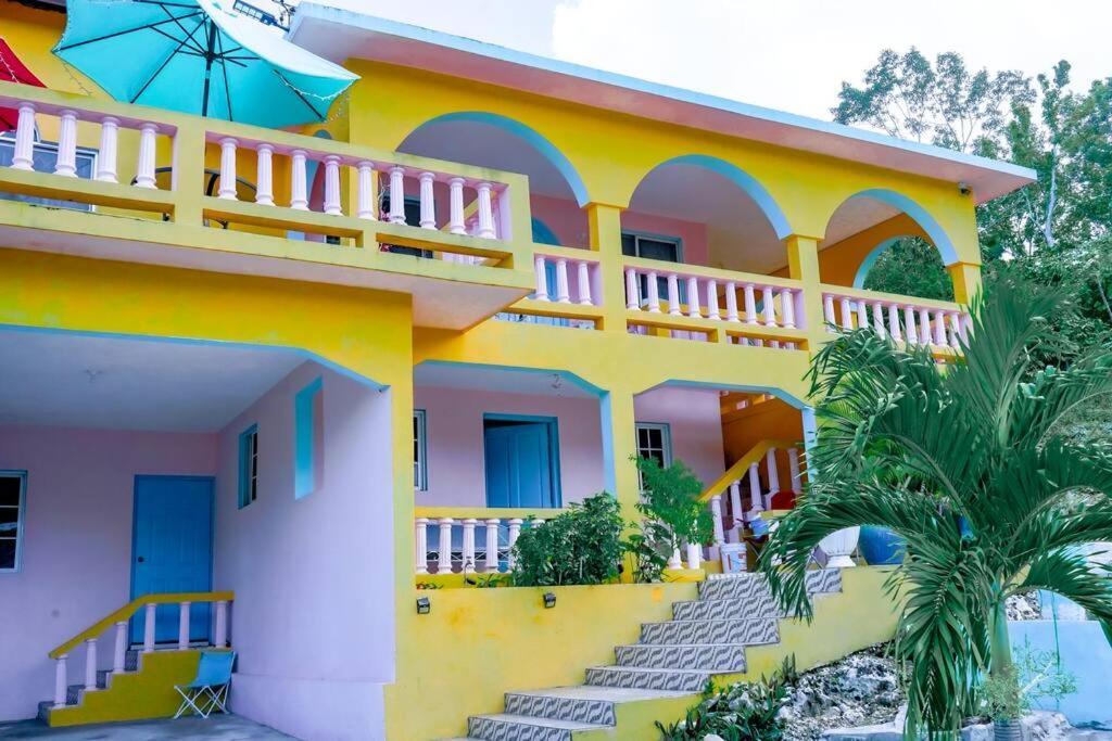 Holiday home Coral Cove