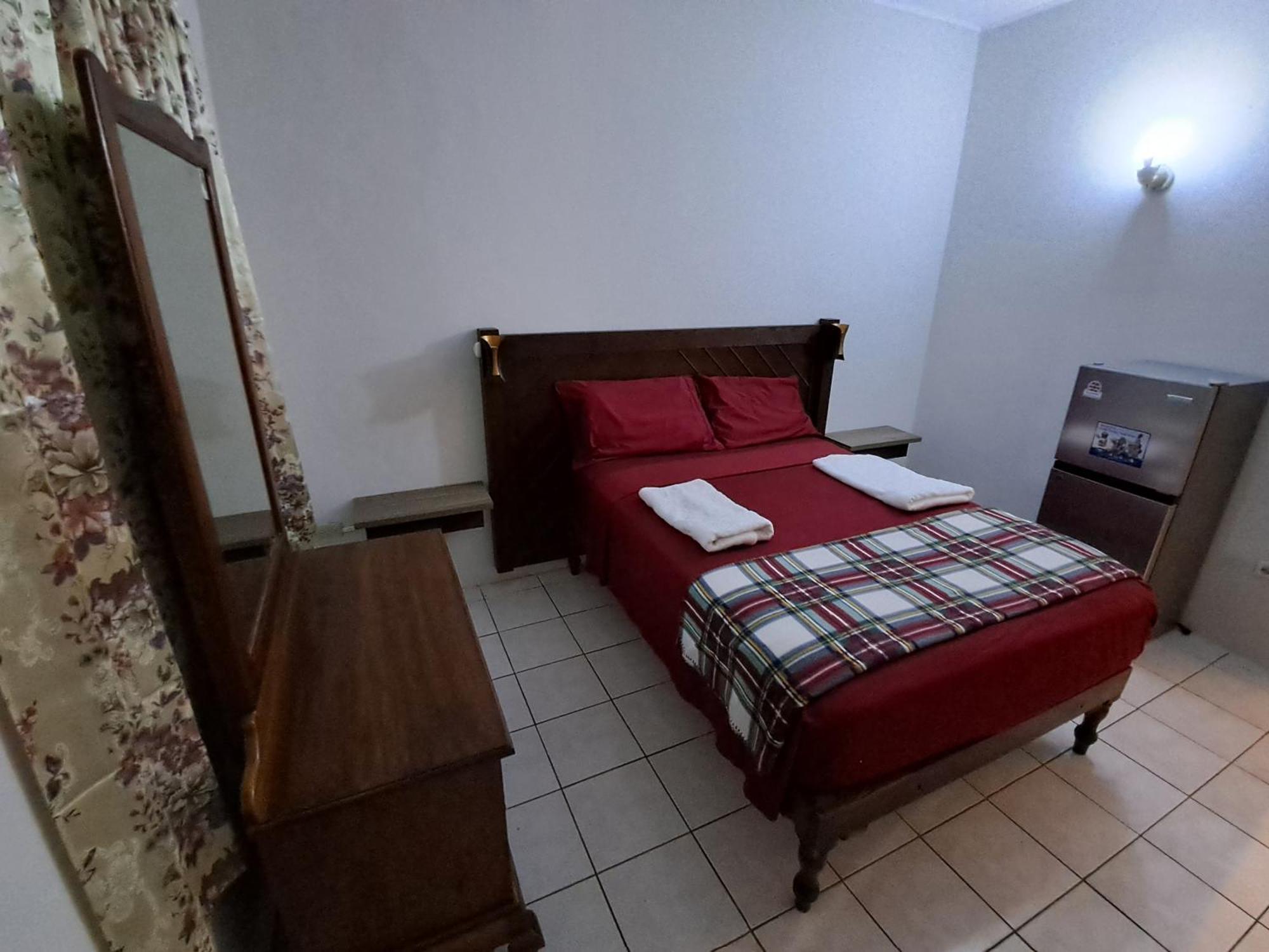 Mom's Place Hotel