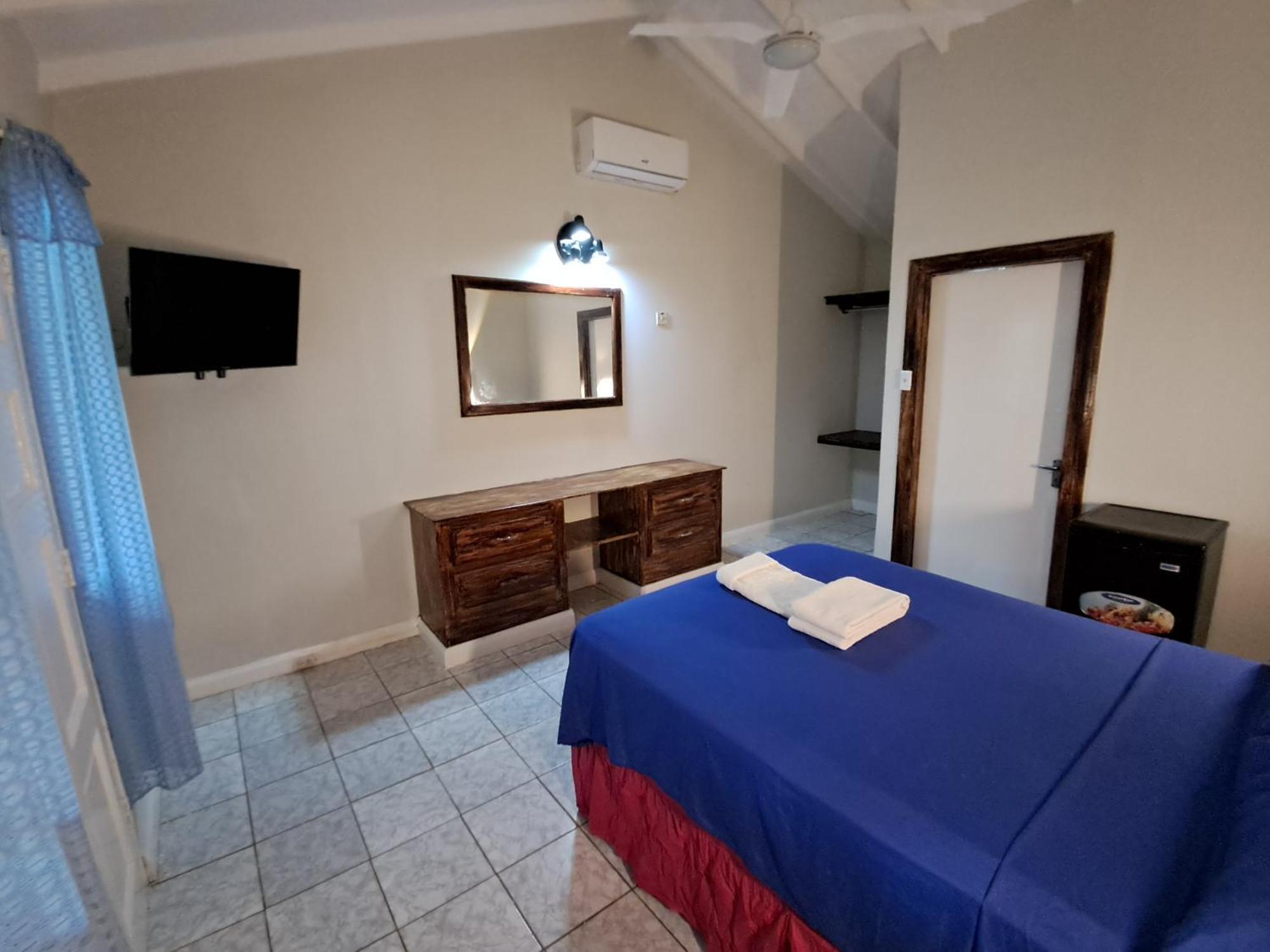 Mom's Place Negril