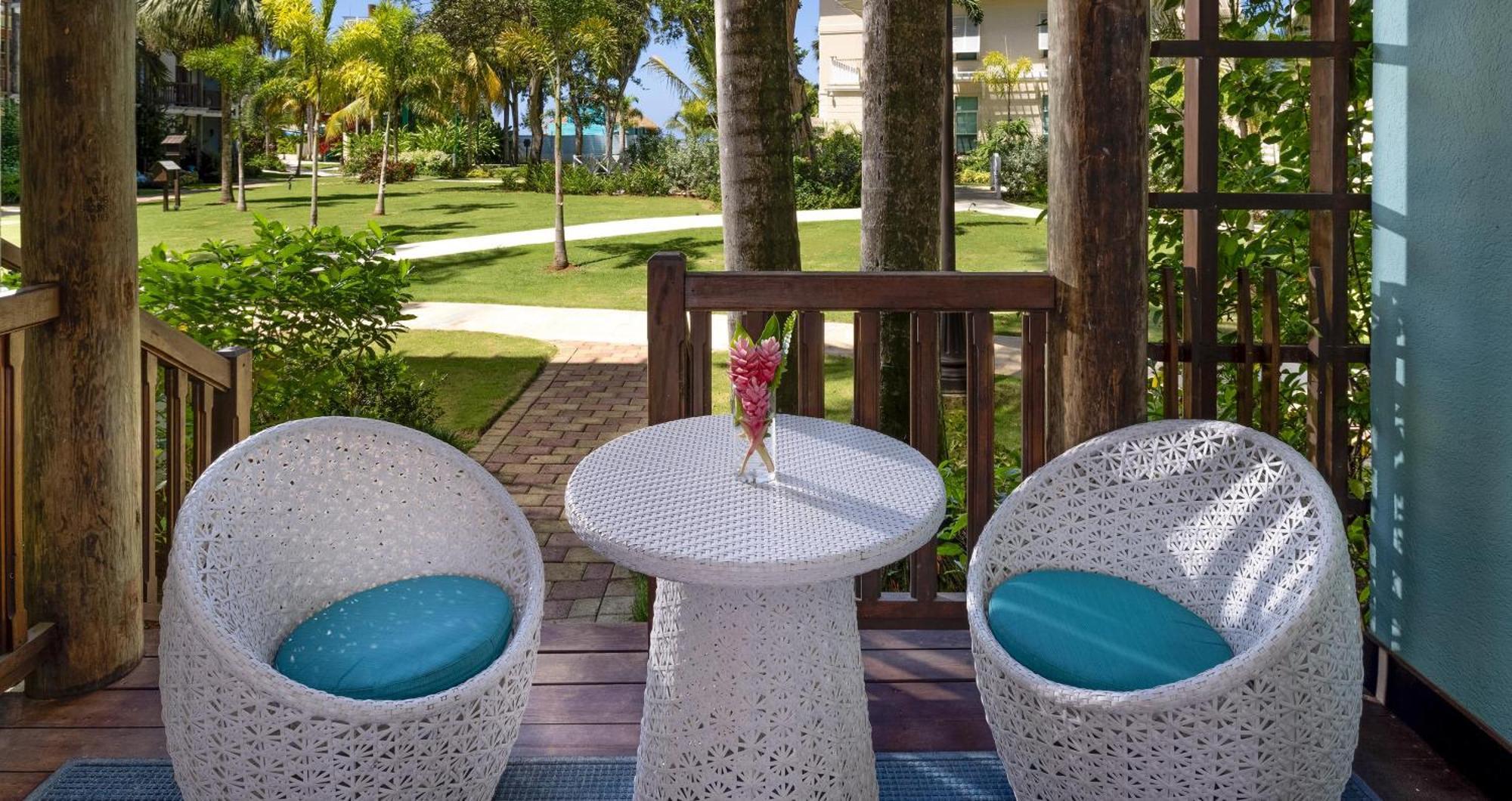Resort Beaches And 4*