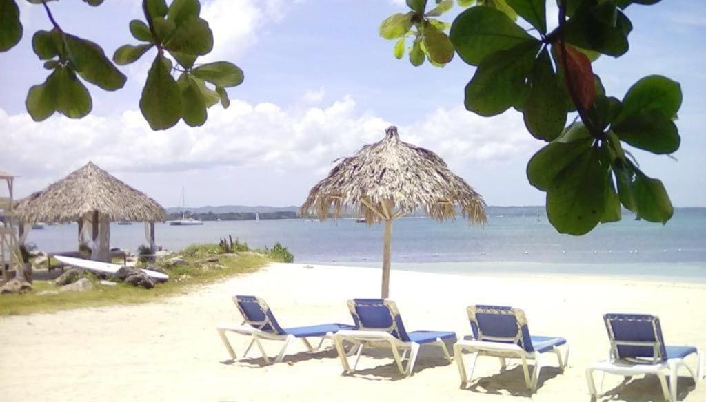 1 Bed Ocean View Apartment *