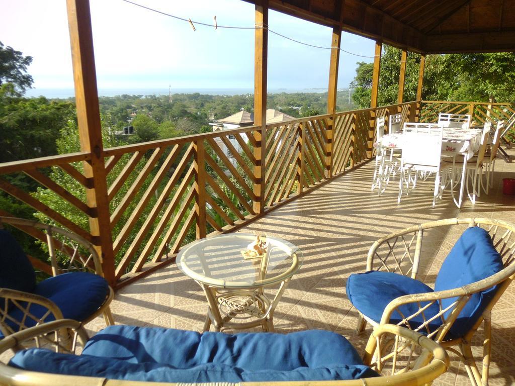 Ocean View Chalet *