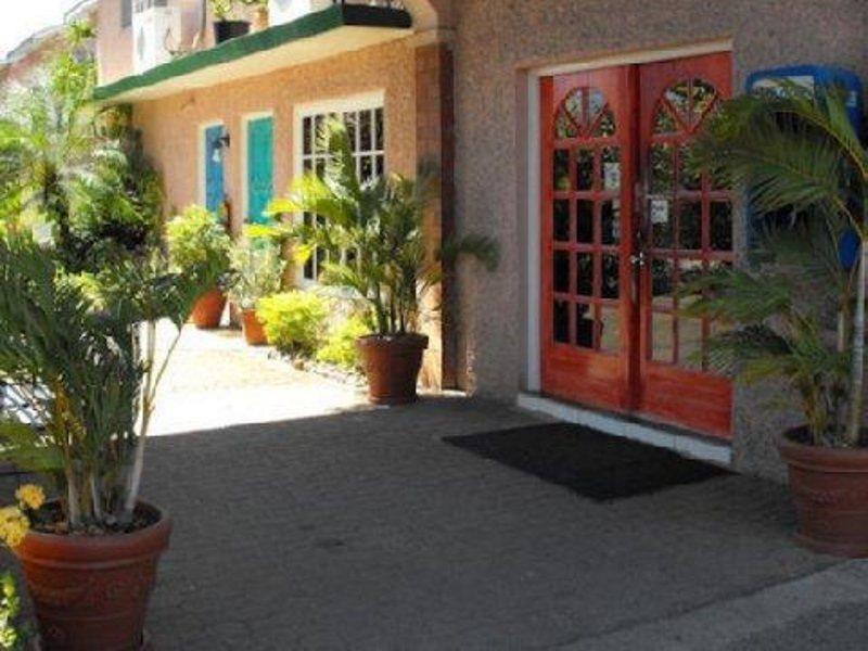 Hotel Bar-b-barn Negril