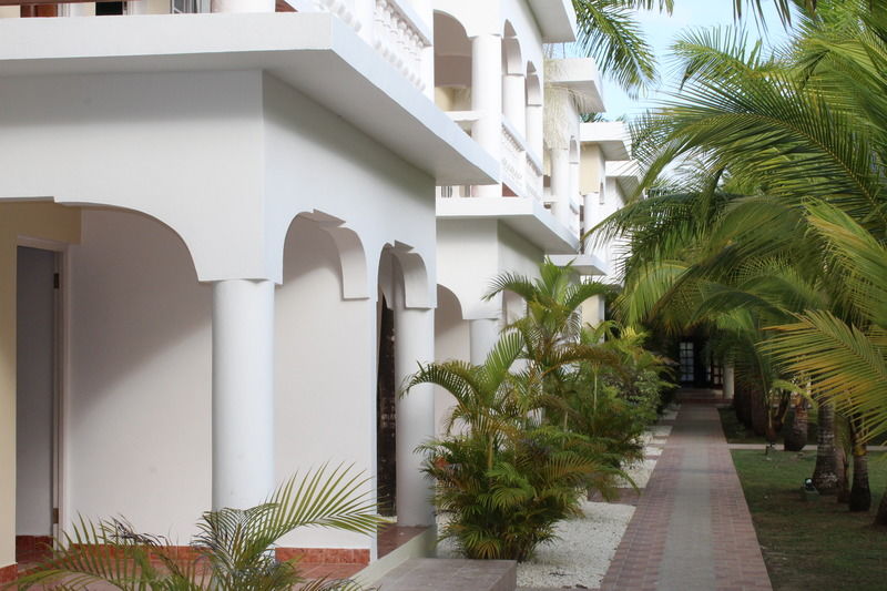 Zanzi Beach 3* Negril