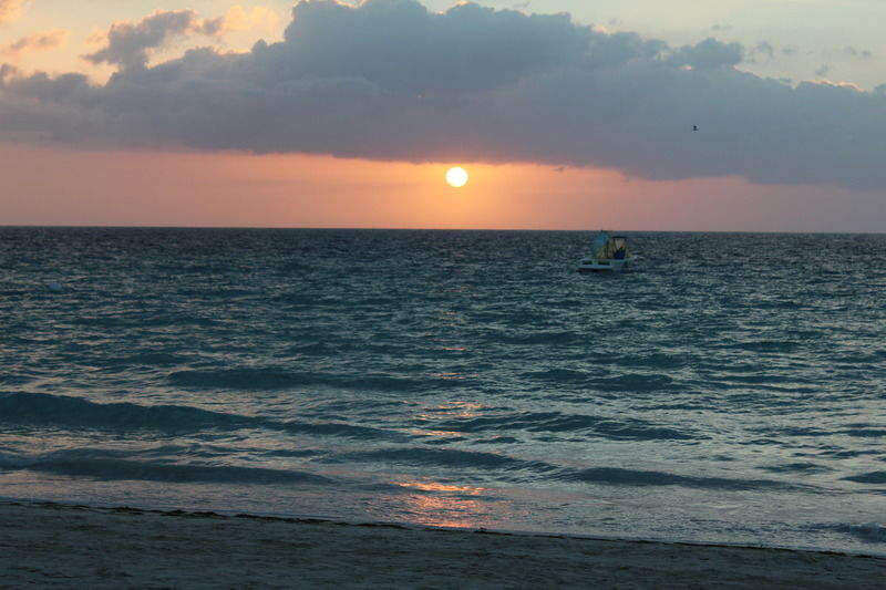 Zanzi Beach Resort 3*
