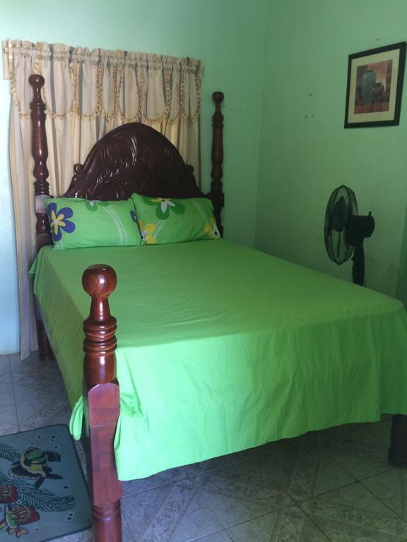 T&t - Tatty And Tony Apartment Negril