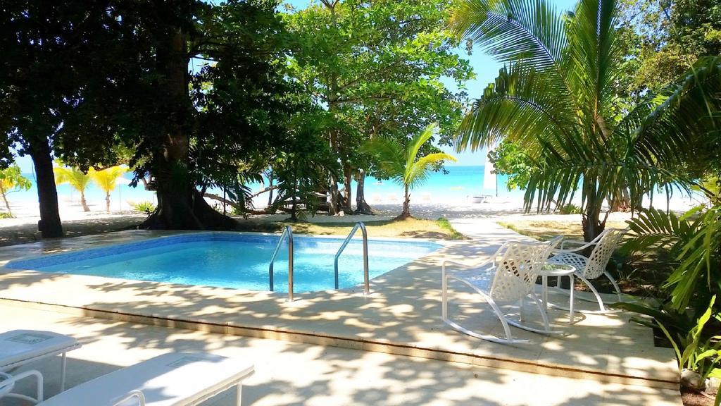 Idle Awhile Resort