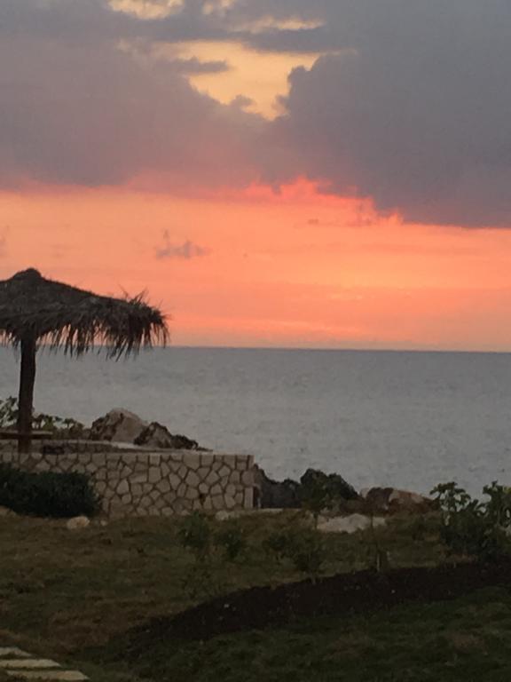 Townhome In Little Bay Country Club * Negril