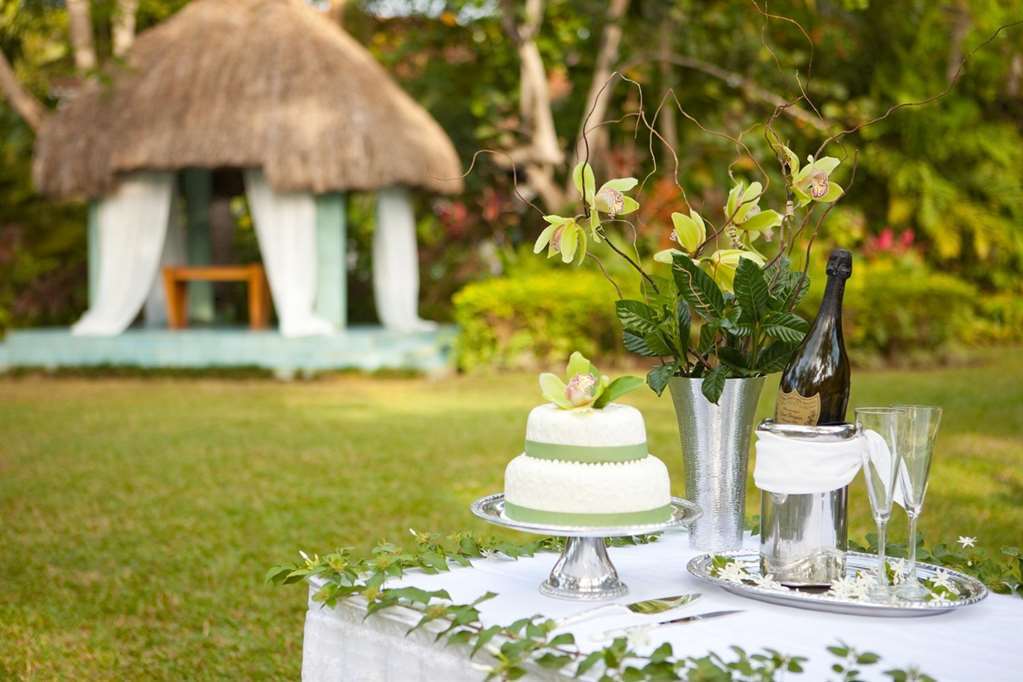 Couples Swept Away (adults Only) Resort
