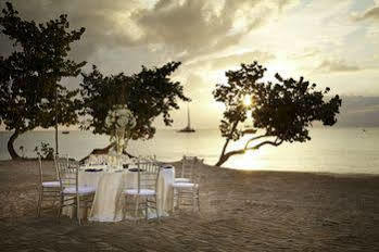 Hotel Seashore Bay Beach