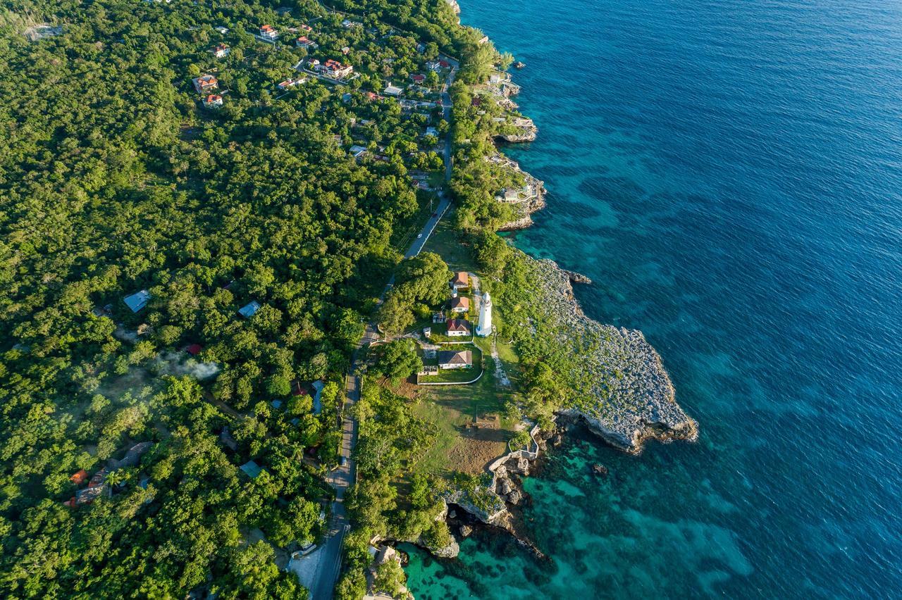 Lighthouse 2 Negril