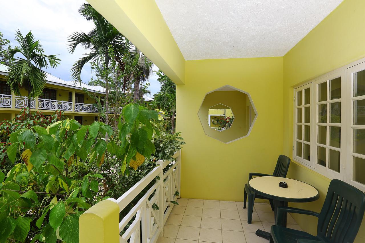 Hotel Merrils Lll Negril
