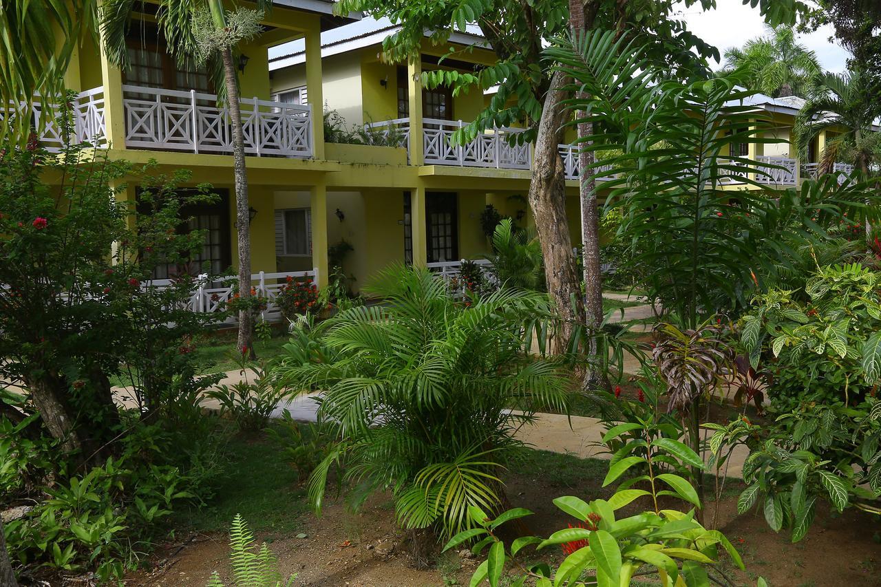 Merrils Lll Negril